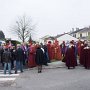 Rassemblement autour de la stèle de l'abbé Irminon