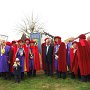 Les Compagnons d'Irminon et M. le Député Maire de la ville          